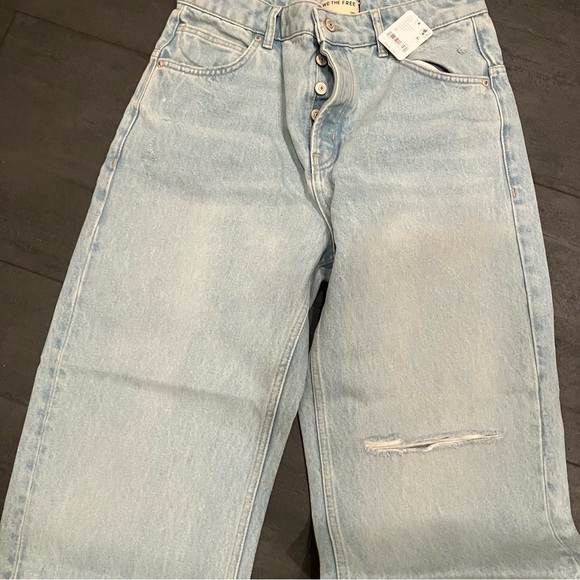 NWT Free People Deep Trance jeans in bleached out - Picture 5 of 15